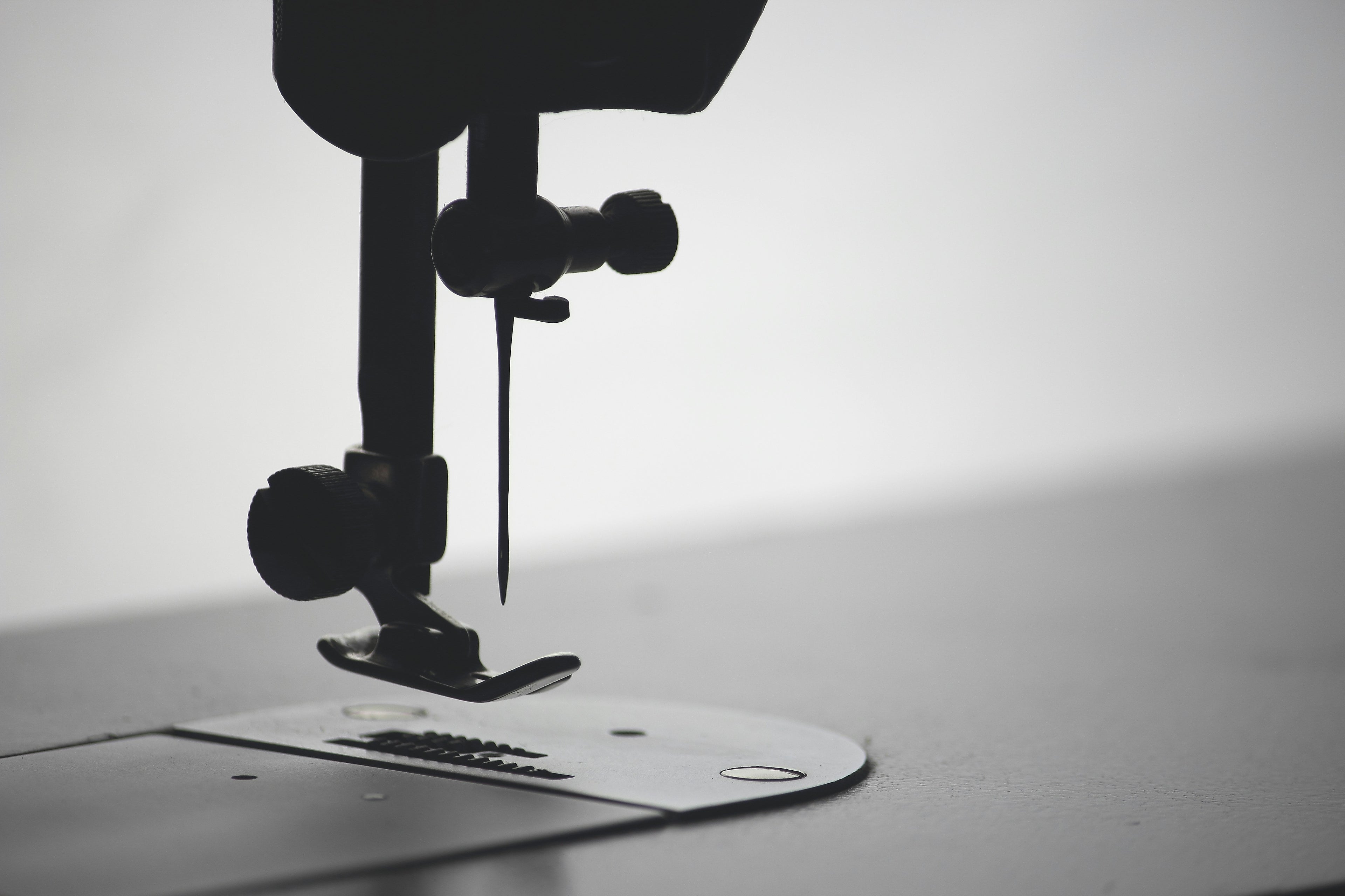 Photo by <a href="https://unsplash.com/@ilya90?utm_content=creditCopyText&utm_medium=referral&utm_source=unsplash">Ilya lix</a> on <a href="https://unsplash.com/photos/macro-photography-of-sewing-needle-4l5fsRjJqLM?utm_content=creditCopyText&utm_medium=referral&utm_source=unsplash">Unsplash</a>
